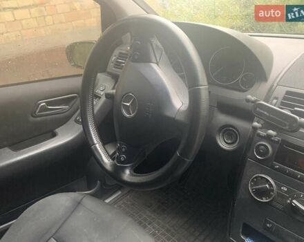 Зеленый Мерседес А класс, объемом двигателя 1.5 л и пробегом 210 тыс. км за 5500 $, фото 9 на Automoto.ua