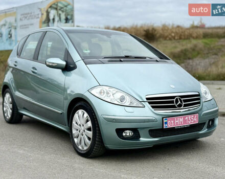 Мерседес А клас 2006 у Тернополі на Automoto.ua Зелений Мерседес А клас, об'ємом двигуна 1.7 л та пробігом 210 тис. км за 5800 $, фото 1 на Automoto.ua