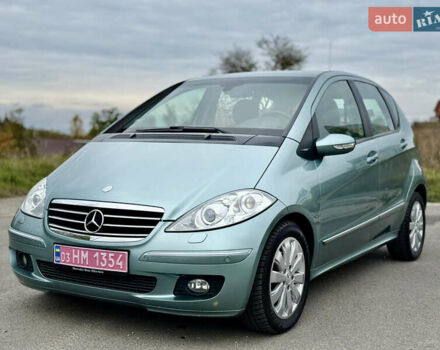 Мерседес А клас 2006 у Тернополі на Automoto.ua Зелений Мерседес А клас, об'ємом двигуна 1.7 л та пробігом 210 тис. км за 5800 $, фото 4 на Automoto.ua
