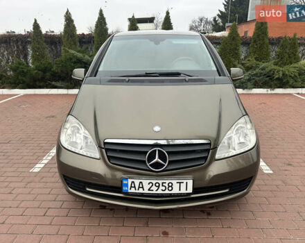Зелений Мерседес А клас, об'ємом двигуна 1.5 л та пробігом 298 тис. км за 5800 $, фото 1 на Automoto.ua