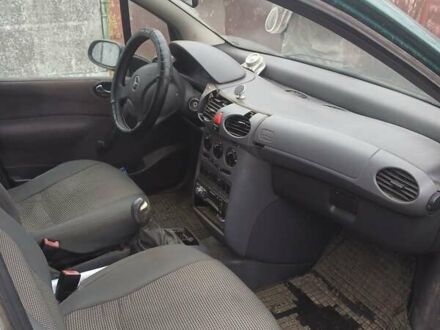 Зеленый Мерседес А класс, объемом двигателя 1.6 л и пробегом 100 тыс. км за 2800 $, фото 1 на Automoto.ua