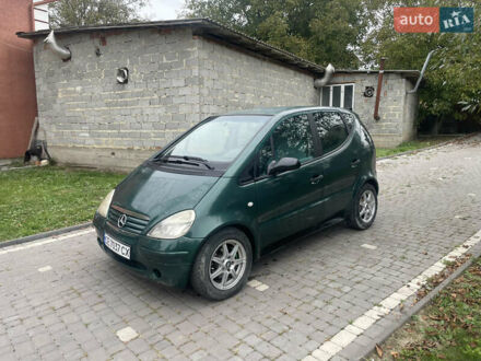 Мерседес А класс 1998 в Черновцах на Automoto.ua Зеленый Мерседес А класс, объемом двигателя 1.6 л и пробегом 269 тыс. км за 2500 $, фото 1 на Automoto.ua