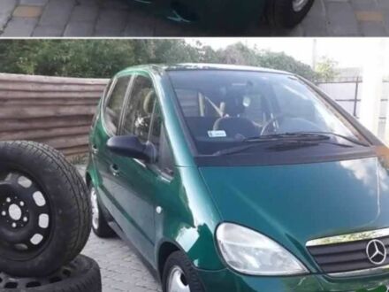 Зеленый Мерседес А класс, объемом двигателя 1.68 л и пробегом 310 тыс. км за 4000 $, фото 1 на Automoto.ua