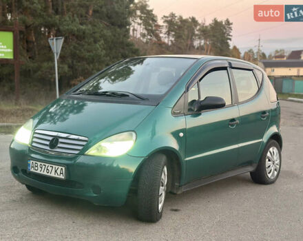 Зелений Мерседес А клас, об'ємом двигуна 1.6 л та пробігом 298 тис. км за 2250 $, фото 1 на Automoto.ua