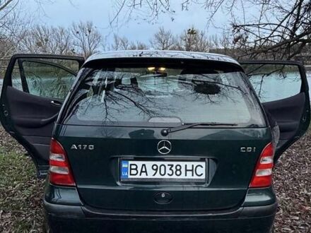 Зеленый Мерседес А класс, объемом двигателя 1.7 л и пробегом 178 тыс. км за 3800 $, фото 1 на Automoto.ua