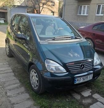 Зеленый Мерседес А класс, объемом двигателя 1.4 л и пробегом 247 тыс. км за 2800 $, фото 1 на Automoto.ua