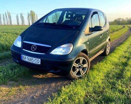 Зеленый Мерседес А класс, объемом двигателя 1.4 л и пробегом 190 тыс. км за 3300 $, фото 1 на Automoto.ua