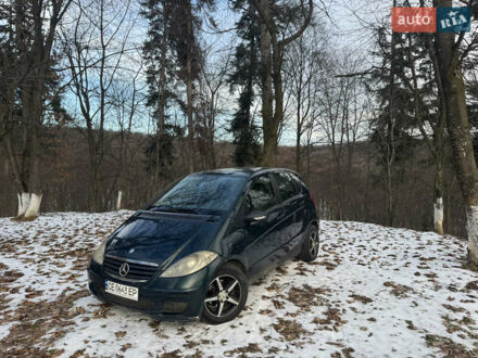 Зелений Мерседес А клас, об'ємом двигуна 2 л та пробігом 370 тис. км за 3150 $, фото 1 на Automoto.ua
