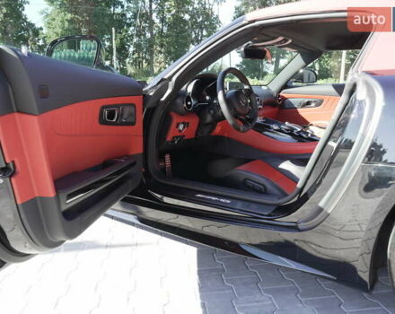 Черный Мерседес AMG GT, объемом двигателя 3.98 л и пробегом 21 тыс. км за 120000 $, фото 37 на Automoto.ua