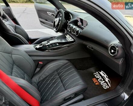 Черный Мерседес AMG GT, объемом двигателя 4 л и пробегом 33 тыс. км за 93500 $, фото 31 на Automoto.ua