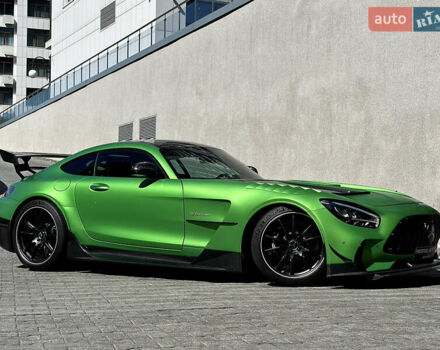 Черный Мерседес AMG GT, объемом двигателя 3.98 л и пробегом 12 тыс. км за 210000 $, фото 3 на Automoto.ua