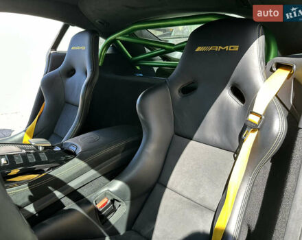 Черный Мерседес AMG GT, объемом двигателя 3.98 л и пробегом 12 тыс. км за 190000 $, фото 42 на Automoto.ua