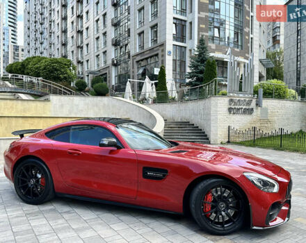 Красный Мерседес AMG GT, объемом двигателя 3.98 л и пробегом 35 тыс. км за 97999 $, фото 3 на Automoto.ua