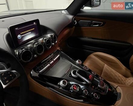 Серый Мерседес AMG GT, объемом двигателя 3.98 л и пробегом 70 тыс. км за 74500 $, фото 47 на Automoto.ua