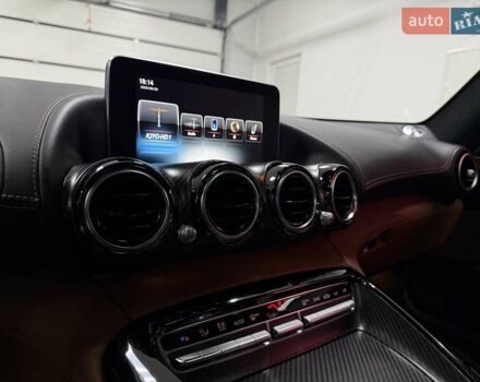 Серый Мерседес AMG GT, объемом двигателя 3.98 л и пробегом 70 тыс. км за 74500 $, фото 48 на Automoto.ua
