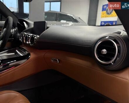 Серый Мерседес AMG GT, объемом двигателя 3.98 л и пробегом 70 тыс. км за 74500 $, фото 63 на Automoto.ua