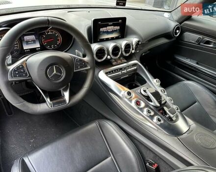 Серый Мерседес AMG GT, объемом двигателя 3.98 л и пробегом 50 тыс. км за 79917 $, фото 13 на Automoto.ua