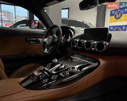 Серый Мерседес AMG GT, объемом двигателя 3.98 л и пробегом 70 тыс. км за 74500 $, фото 62 на Automoto.ua