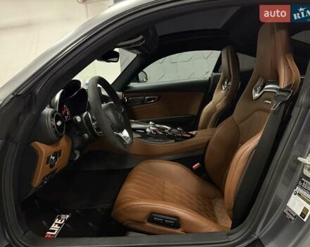 Серый Мерседес AMG GT, объемом двигателя 3.98 л и пробегом 70 тыс. км за 74500 $, фото 57 на Automoto.ua