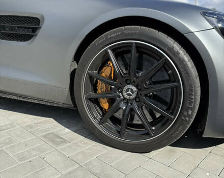 Серый Мерседес AMG GT, объемом двигателя 3.98 л и пробегом 105 тыс. км за 115000 $, фото 3 на Automoto.ua