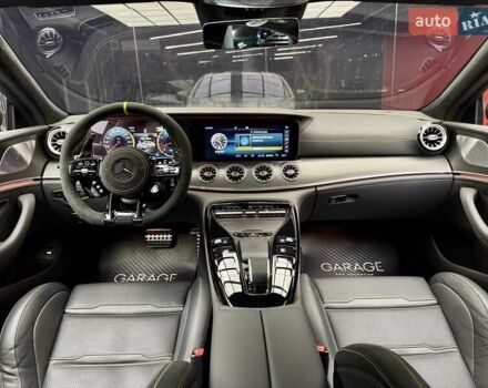 Серый Мерседес AMG GT, объемом двигателя 4 л и пробегом 37 тыс. км за 174900 $, фото 33 на Automoto.ua