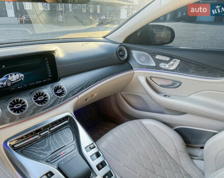 Синий Мерседес AMG GT, объемом двигателя 4 л и пробегом 59 тыс. км за 139000 $, фото 59 на Automoto.ua
