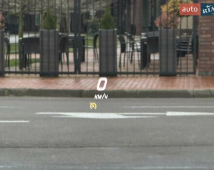 Синий Мерседес AMG GT, объемом двигателя 3.98 л и пробегом 70 тыс. км за 100000 $, фото 35 на Automoto.ua