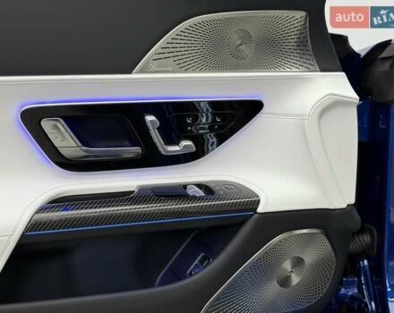 Синій Мерседес AMG GT, об'ємом двигуна 3.98 л та пробігом 1 тис. км за 303000 $, фото 33 на Automoto.ua