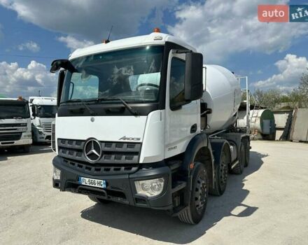 Белый Мерседес AROCS, объемом двигателя 0 л и пробегом 113 тыс. км за 99628 $, фото 5 на Automoto.ua