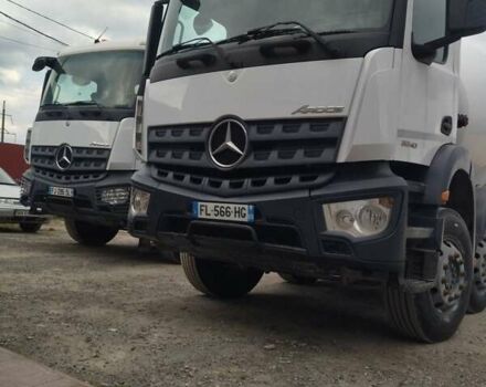 Білий Мерседес AROCS, об'ємом двигуна 0 л та пробігом 113 тис. км за 100215 $, фото 29 на Automoto.ua