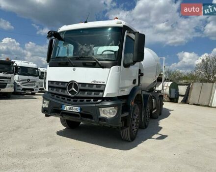 Білий Мерседес AROCS, об'ємом двигуна 0 л та пробігом 113 тис. км за 100215 $, фото 24 на Automoto.ua