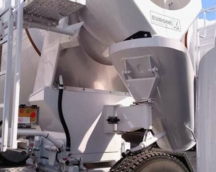 Мерседес AROCS, объемом двигателя 10.7 л и пробегом 3 тыс. км за 187 $, фото 4 на Automoto.ua