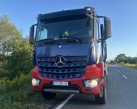 Синий Мерседес AROCS, объемом двигателя 10.68 л и пробегом 402 тыс. км за 88000 $, фото 5 на Automoto.ua