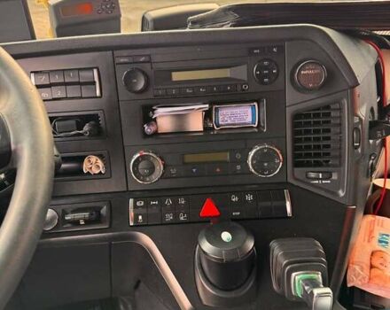 Белый Мерседес Актрос, объемом двигателя 10.8 л и пробегом 767 тыс. км за 110000 $, фото 19 на Automoto.ua