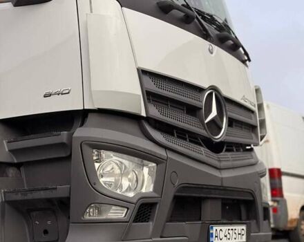 Белый Мерседес Актрос, объемом двигателя 10.8 л и пробегом 767 тыс. км за 110000 $, фото 20 на Automoto.ua