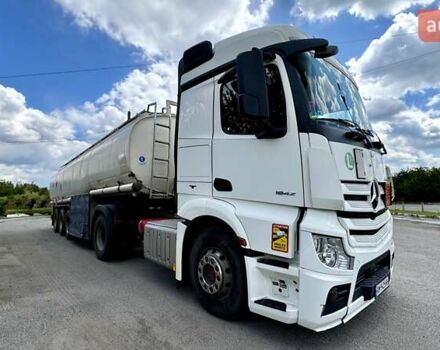 Белый Мерседес Актрос, объемом двигателя 12.81 л и пробегом 823 тыс. км за 16900 $, фото 2 на Automoto.ua