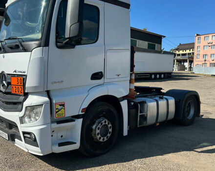 Белый Мерседес Актрос, объемом двигателя 10.68 л и пробегом 689 тыс. км за 22777 $, фото 5 на Automoto.ua