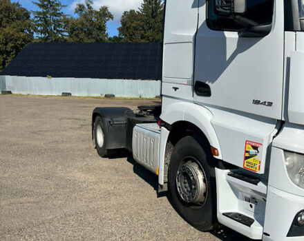 Белый Мерседес Актрос, объемом двигателя 10.68 л и пробегом 689 тыс. км за 22777 $, фото 8 на Automoto.ua