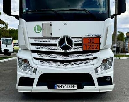 Белый Мерседес Актрос, объемом двигателя 12.81 л и пробегом 823 тыс. км за 16900 $, фото 1 на Automoto.ua