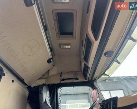 Білий Мерседес Актрос, об'ємом двигуна 12.8 л та пробігом 720 тис. км за 66900 $, фото 13 на Automoto.ua