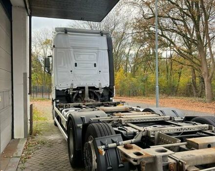 Білий Мерседес Актрос, об'ємом двигуна 12.8 л та пробігом 629 тис. км за 69900 $, фото 1 на Automoto.ua