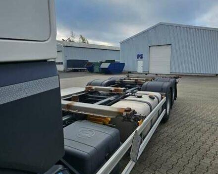 Белый Мерседес Актрос, объемом двигателя 12.8 л и пробегом 540 тыс. км за 71900 $, фото 4 на Automoto.ua