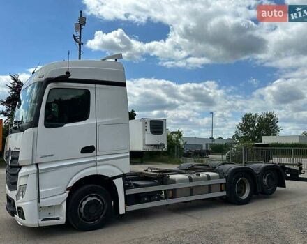 Белый Мерседес Актрос, объемом двигателя 12.81 л и пробегом 496 тыс. км за 75478 $, фото 7 на Automoto.ua