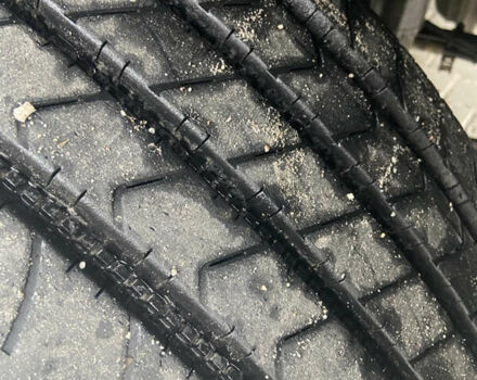 Белый Мерседес Актрос, объемом двигателя 12 л и пробегом 425 тыс. км за 13500 $, фото 5 на Automoto.ua