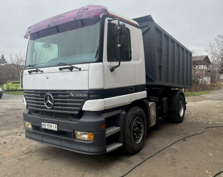Белый Мерседес Актрос, объемом двигателя 10.8 л и пробегом 920 тыс. км за 17500 $, фото 1 на Automoto.ua