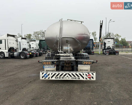 Мерседес Актрос 2014 в Киеве на Automoto.ua Белый Мерседес Актрос, объемом двигателя 11.95 л и пробегом 500 тыс. км за 39999 $, фото 2 на Automoto.ua