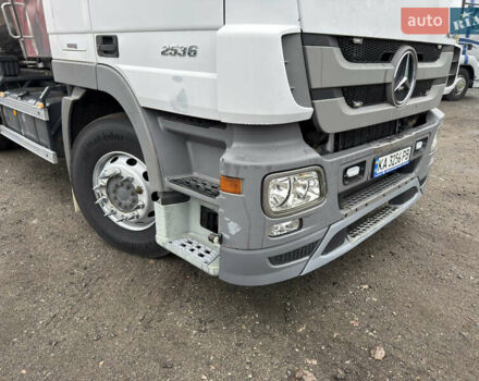 Мерседес Актрос 2014 в Киеве на Automoto.ua Белый Мерседес Актрос, объемом двигателя 11.95 л и пробегом 500 тыс. км за 39999 $, фото 7 на Automoto.ua