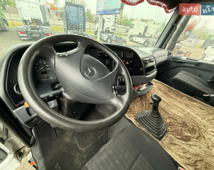 Мерседес Актрос 2014 в Киеве на Automoto.ua Белый Мерседес Актрос, объемом двигателя 11.95 л и пробегом 500 тыс. км за 39999 $, фото 36 на Automoto.ua