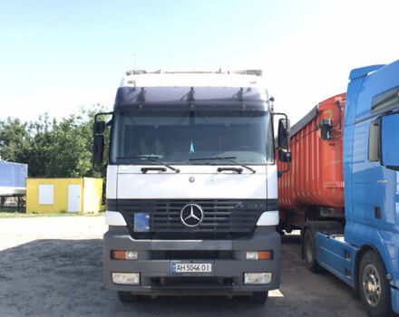 Білий Мерседес Актрос, об'ємом двигуна 12 л та пробігом 520 тис. км за 10500 $, фото 2 на Automoto.ua