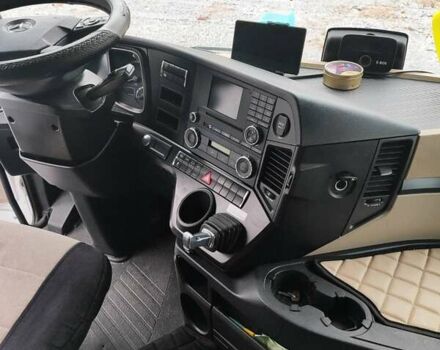 Белый Мерседес Актрос, объемом двигателя 12.81 л и пробегом 756 тыс. км за 40000 $, фото 10 на Automoto.ua